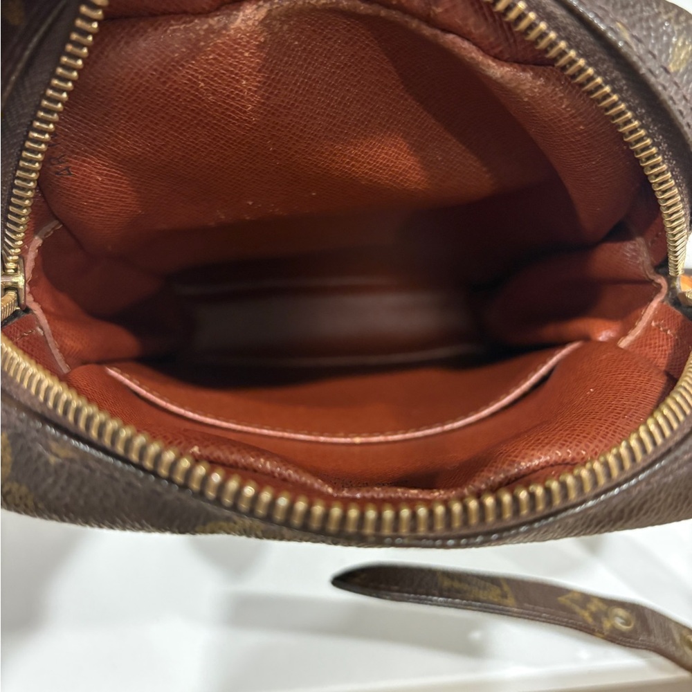 Louis Vuitton Amazon Crossbody Bag - Picture 9 of 16